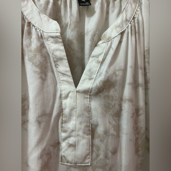 Eddie Bauer 100% Lyocell Boho Peasant Blouse – Soft Neutral Tie Dye, Women’s XL - Picture 5 of 8